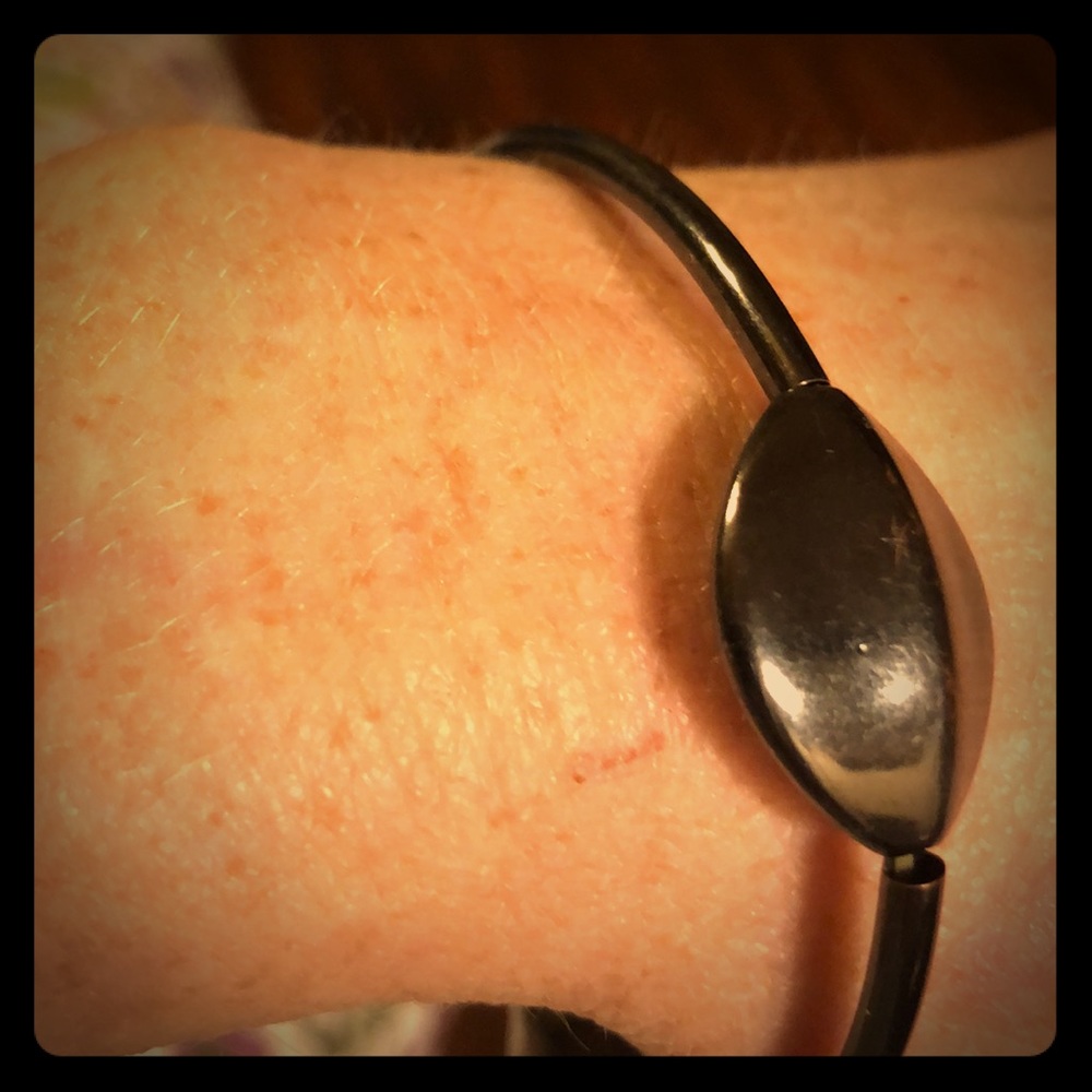 Metallic black bracelet